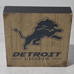 NFL Detroit Lions Football Wooden Wall Art Decor Plaque